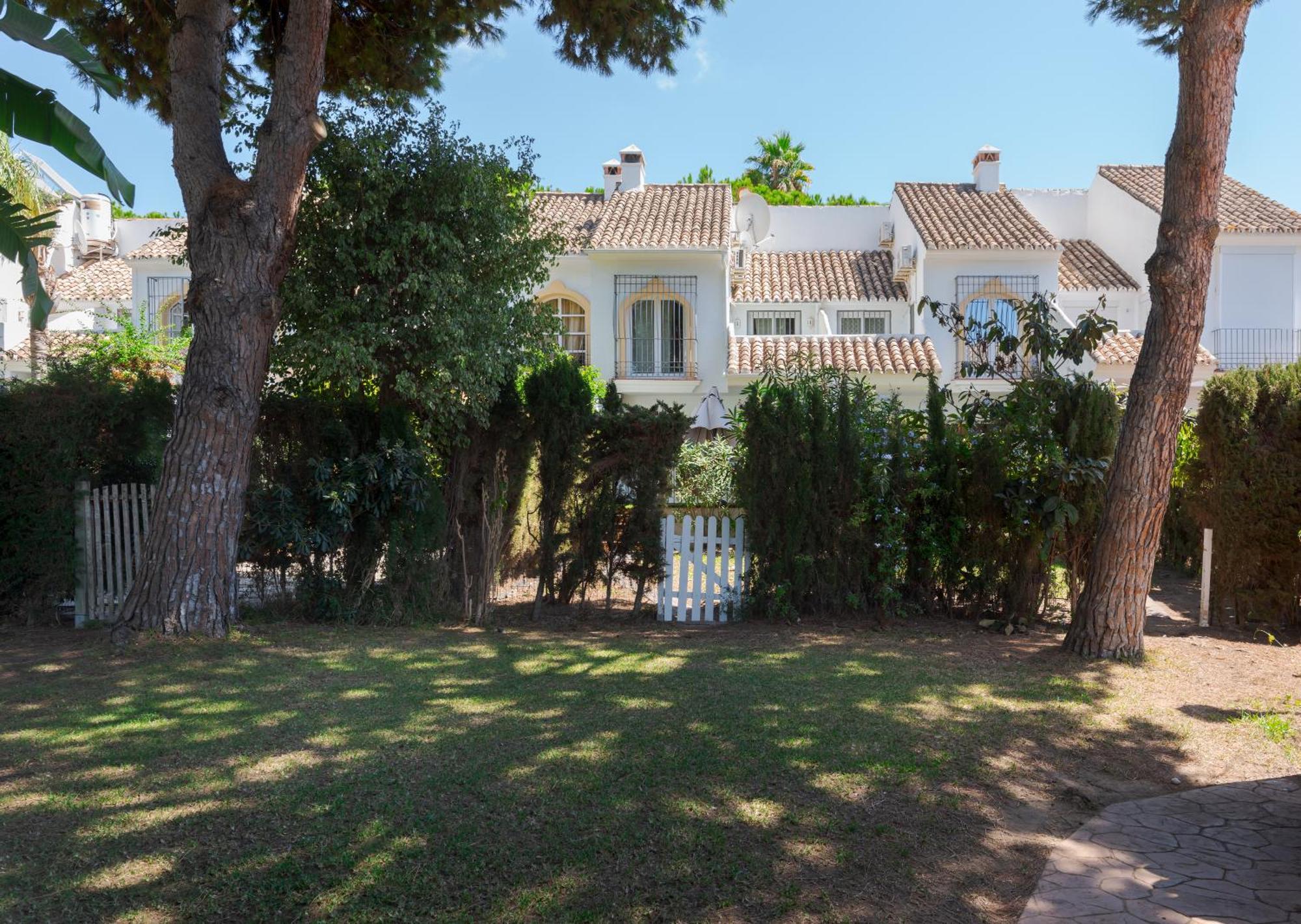 Wintowinrentals Townhouse, Pool & Beach マルベーリャ エクステリア 写真
