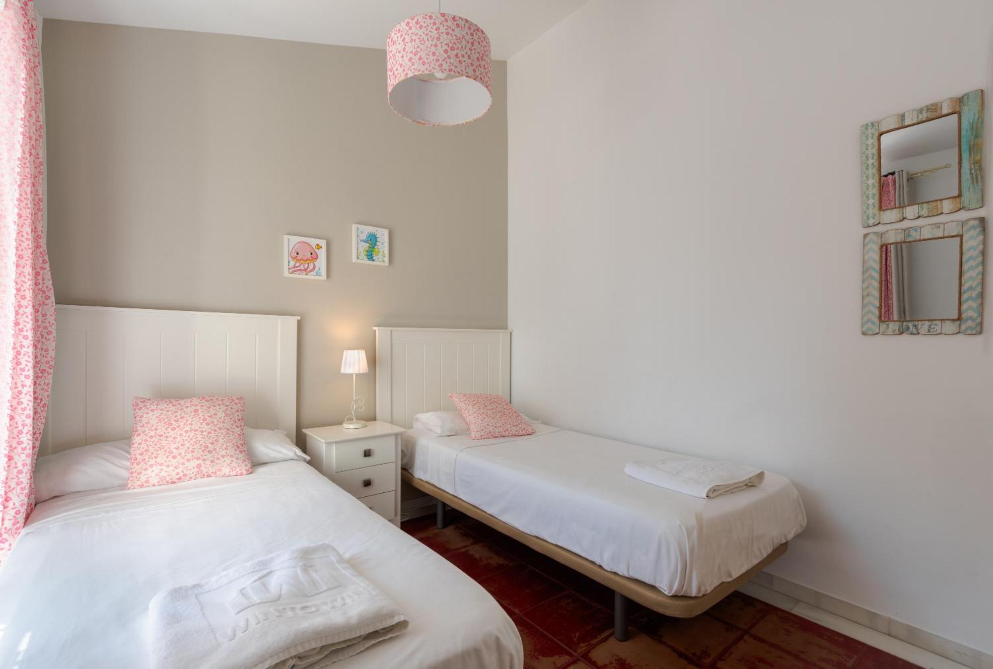 Wintowinrentals Townhouse, Pool & Beach マルベーリャ エクステリア 写真