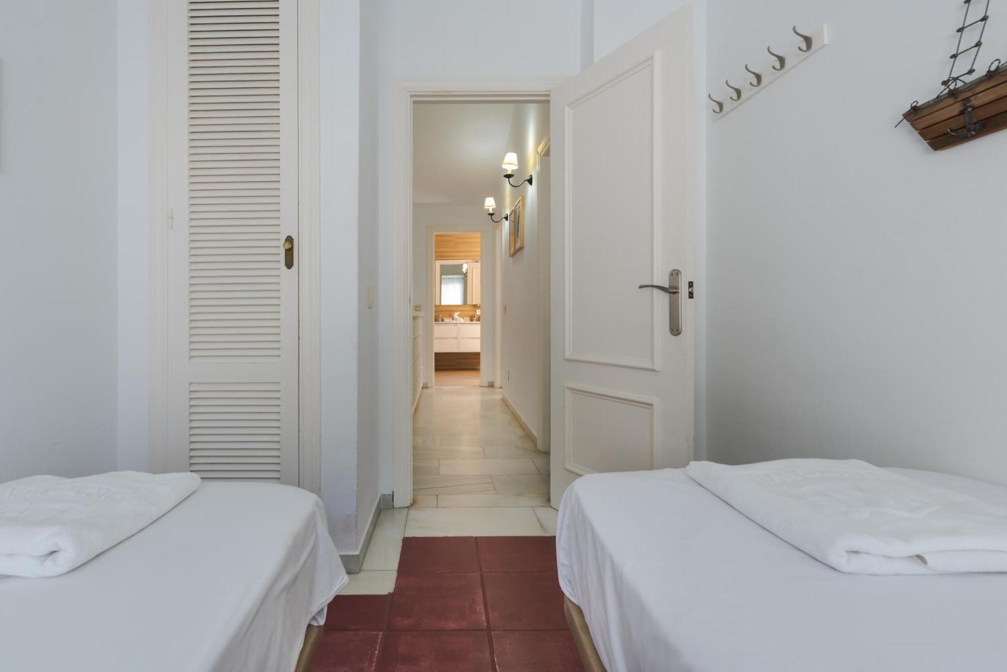 Wintowinrentals Townhouse, Pool & Beach マルベーリャ エクステリア 写真